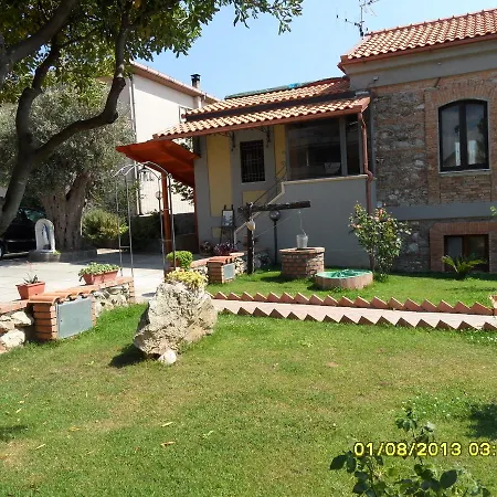 Bed & Breakfast Garrupa 4*